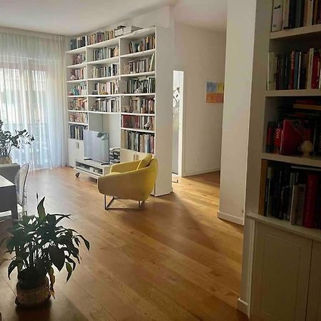 Umbertina Apartment Bari Exterior photo